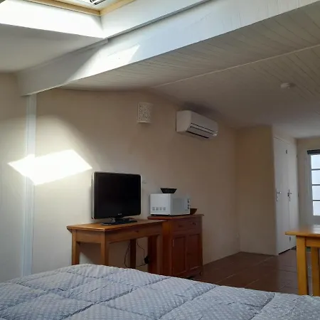Le Cabanon Perche Appartement Fournès Buitenkant foto